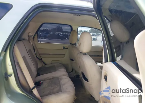 2008 Ford Escape Xlt из США, поврежденный, VIN 1FMCU03Z88KC64929